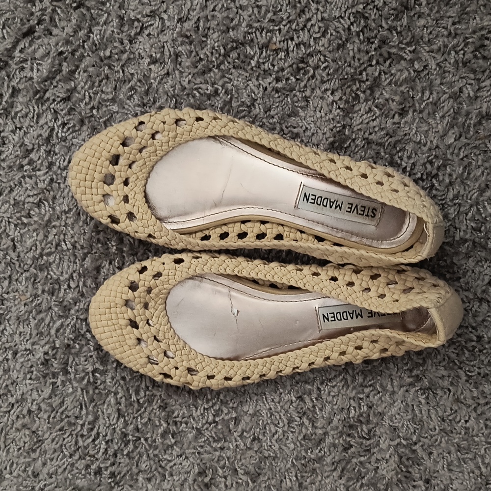 Steve Madden ballet shoe cream woven